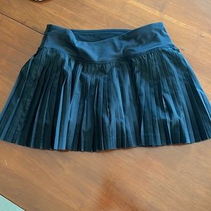 LULU LEMON TENNIS SKIRT